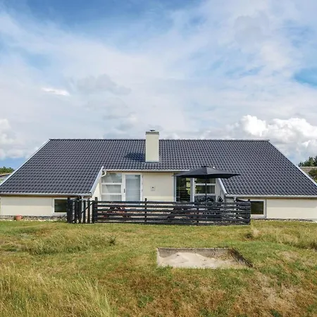 Casa de Férias Five-bedroom In Thisted