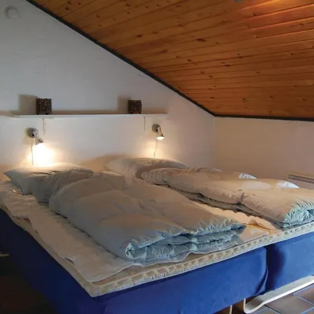 Five-bedroom In